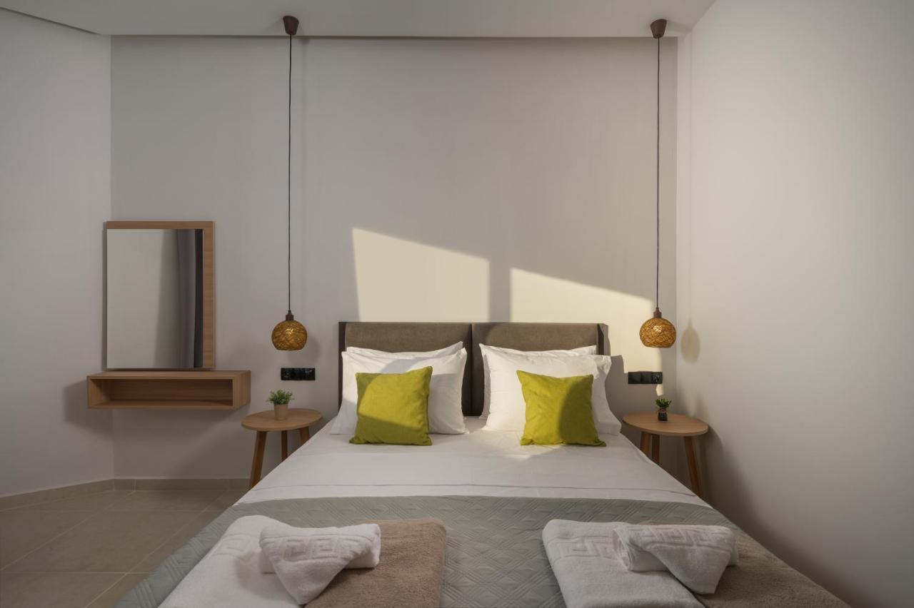 Aegean Breeze Luxury Apartments Next To The Sea Maleme Extérieur photo