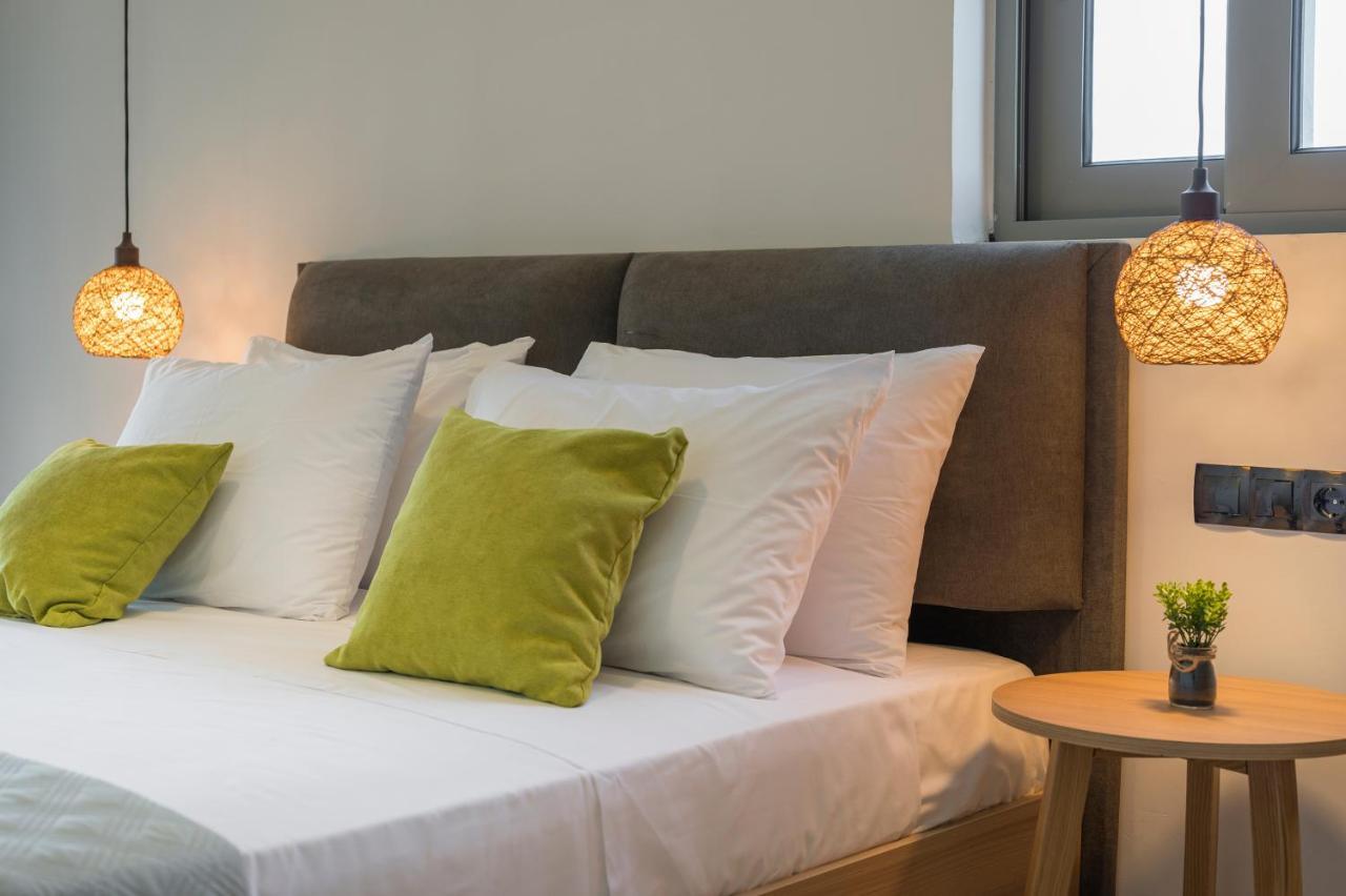 Aegean Breeze Luxury Apartments Next To The Sea Maleme Extérieur photo