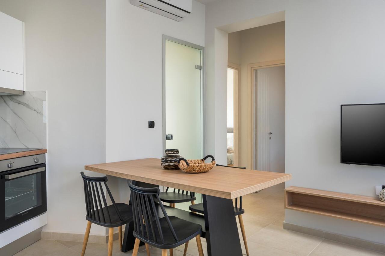 Aegean Breeze Luxury Apartments Next To The Sea Maleme Extérieur photo
