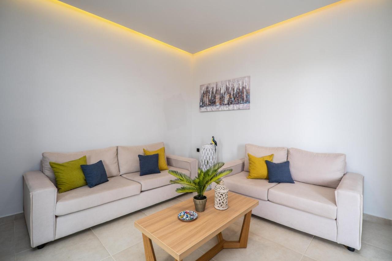 Aegean Breeze Luxury Apartments Next To The Sea Maleme Extérieur photo